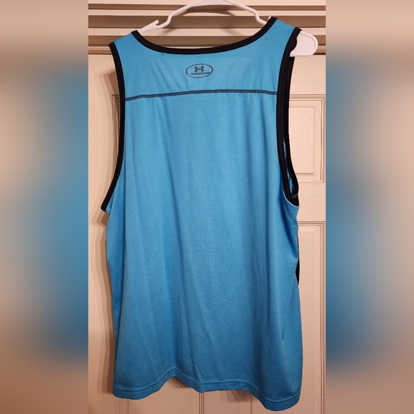 Under Armour Blue and Black Rash Guards Swim - Picture 2 of 2